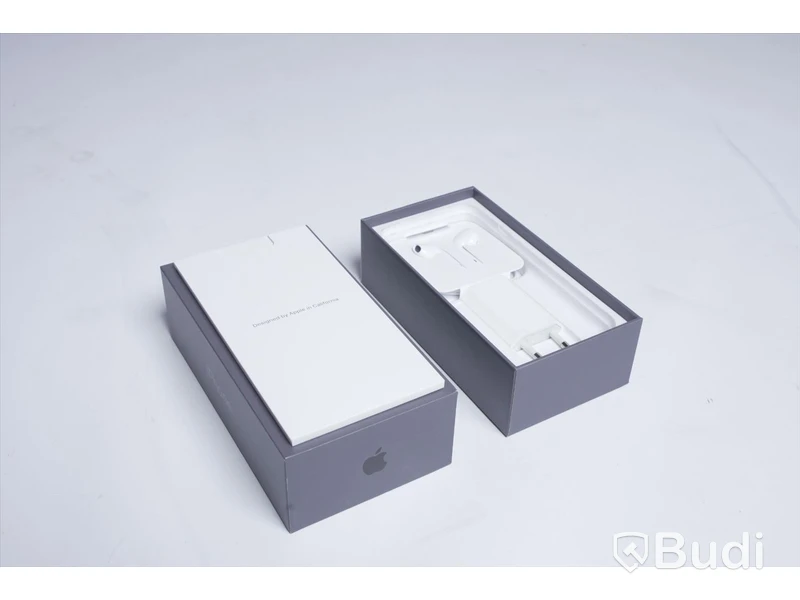 iPhone 8 - 64 GB, 100 procent batterihälsa, inkl. låda samt tillbehör, Apple.