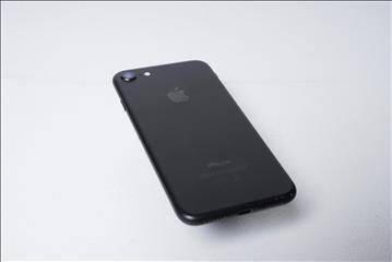 iPhone 7 - 32 GB, 90 procent batterihälsa, Apple.