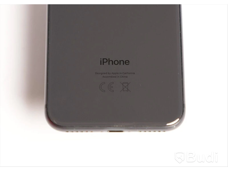 iPhone 8 - 64 GB, Space Grey, 90 procent batterihälsa, minimalt slitage.
