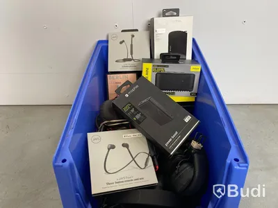 Hörlurar, högtalare, powerbank - ca 15 st, blandade varumärken (Urbanista, Mophine, Jabra, Ercko, etc). Returer/reklamationer, ej funktionstestade.