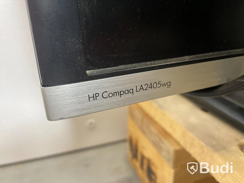 Datorskärm - 10 st. Lenovo och HP. Bruksslitage, ej funktionstestade.