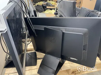 Datorskärm - 7 st, Lenovo och LG. Bruksslitage, ej funktionstestade.