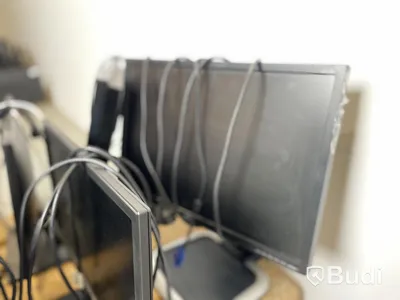 Datorskärm - 9 st, blandade märken (Philips, Fujisu, Dell, Samsung, HP, Acer). Bruksskick, ej funktionstestad.
