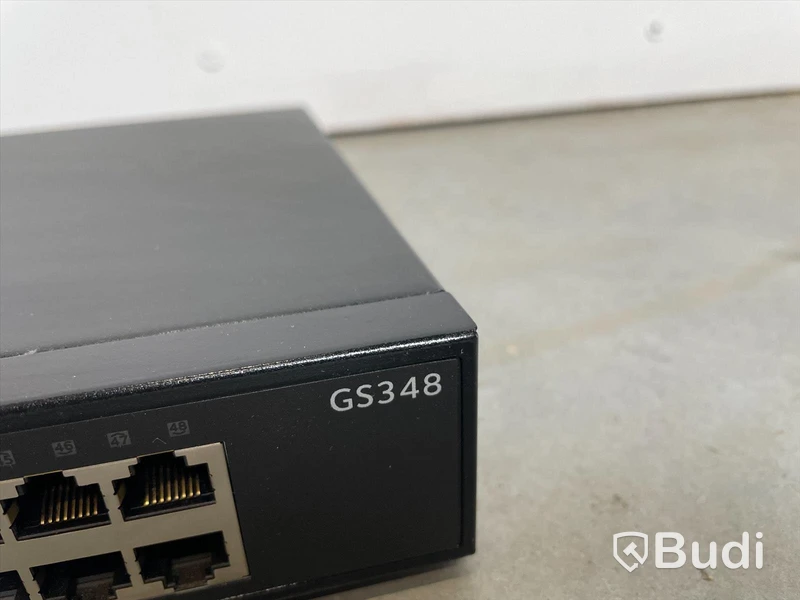 Switch - Netgear GS348. Bruksskick, ej funktionstestad.