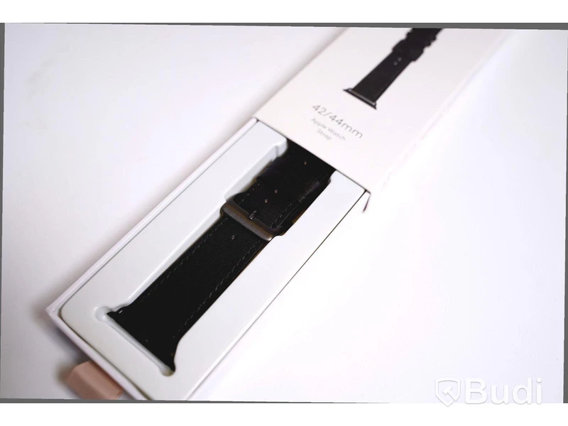 Armband till Apple Watch - dbramante1928, 2 st, läder, svart. Ny i förpackning.