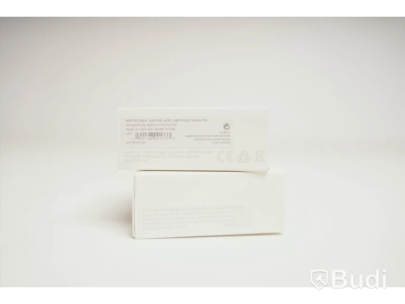 Hörsnäckor - 2 st. Apple, Earpods. Ny, obruten förpackning. - OMSTARTAD pga felaktig beskrivning