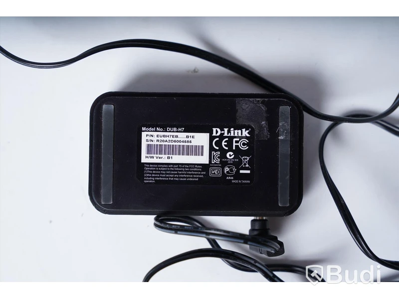 2 ST USB Laddningsstation Modell: DUB-H7/E D-Link, Datamus Microsoft Wireless Mouse 1000 Modell: 1454