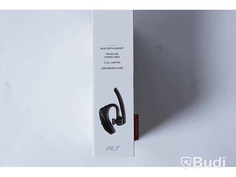 3st, Plantronics - Voyager 5200 hörlurar.