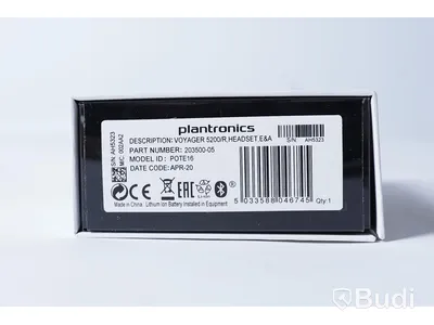 3st, Plantronics - Voyager 5200 hörlurar.