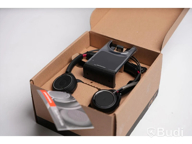 Headset - Plantronics Voyager Focus UC B825-M. Ny Ny, Obruten förpackning.