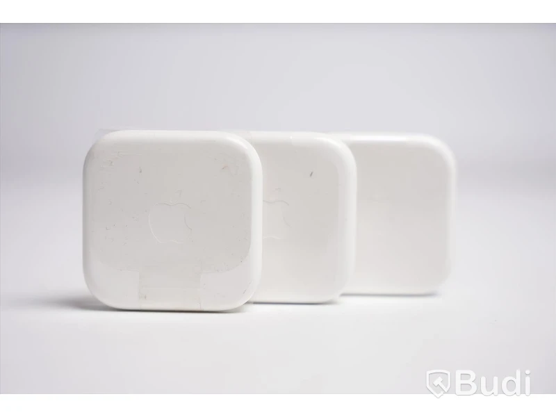 Hörlurar 3st - Apple EarPods with Lightning. Ny, Obruten förpackning.