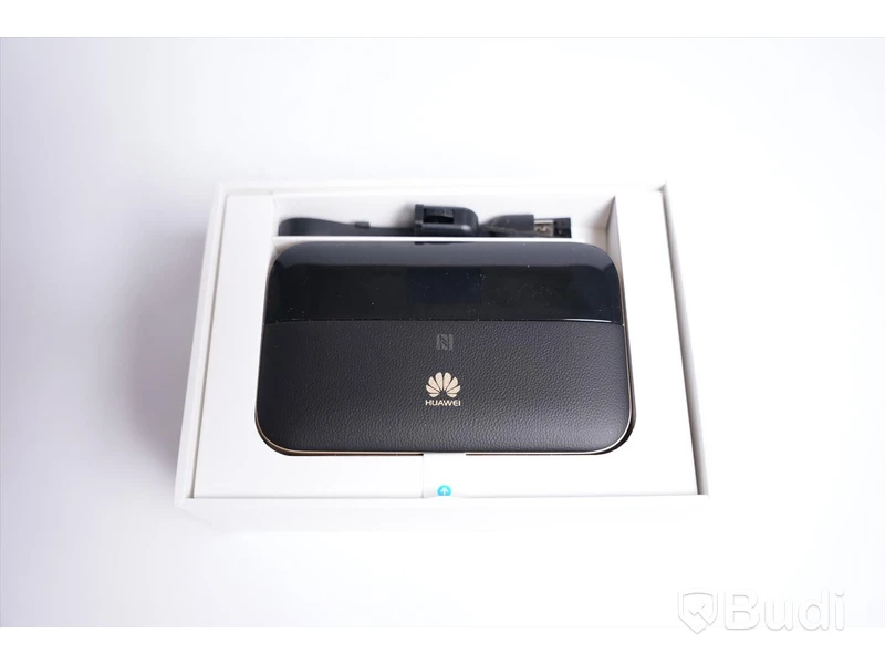 Router - Huawei Mobile WiFi Pro2 (E5885Ls–93a). Begagnad.