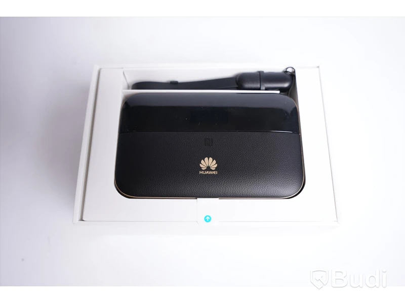 Router - Huawei Mobile WiFi Pro2 (E5885Ls–93a). Begagnad.
