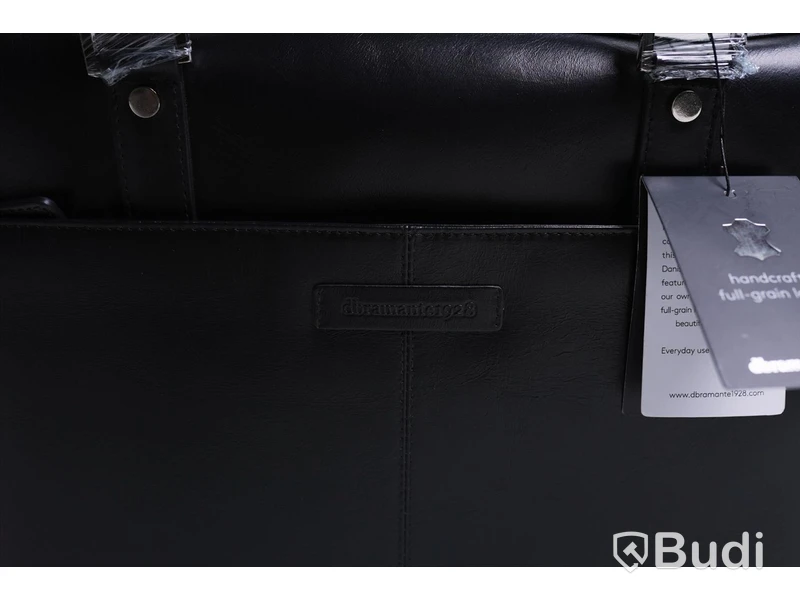 Datorväska i skinn 16 tum - Rosenborg, Black, dbramante1928 - NY - Ord. pris 1735 kr