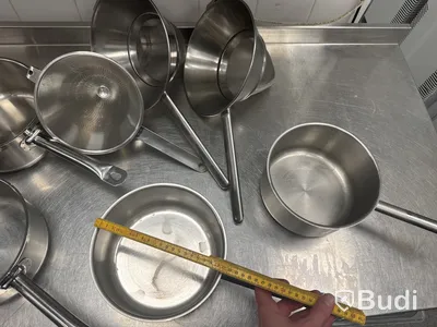 Kastruller samt kökstillbehör