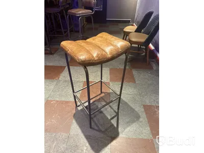 Parti med barbord samt barstolar