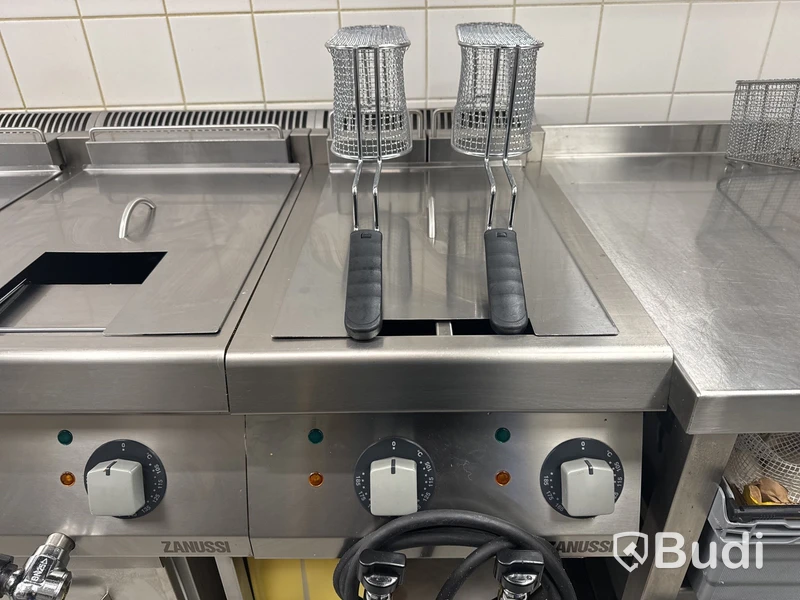 1 st dubbelfritös Zanussi