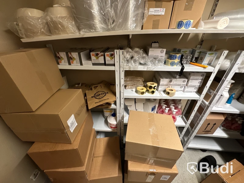 Lager med förbrukningsmaterial