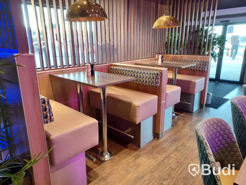 Restaurangmöbler samt utemöbler