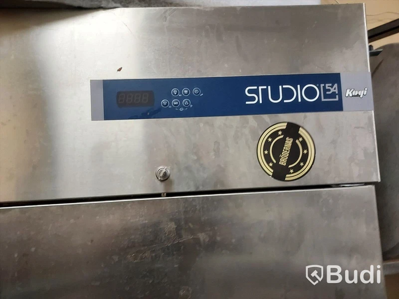 Kylskåp Studio L54 rostfritt