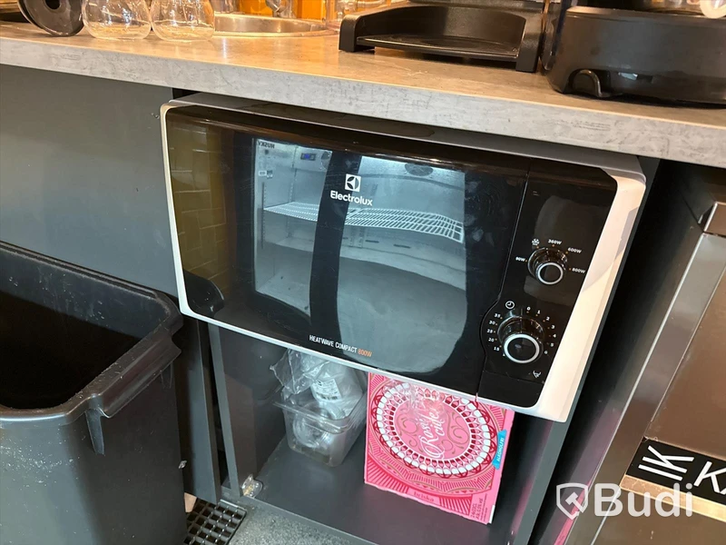 Microvågsugn Electrolux 800w