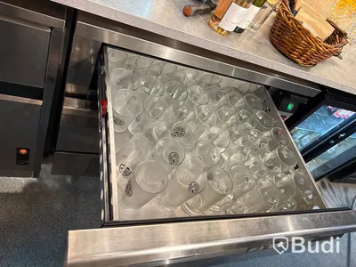 Tefcold glasfrys, lådor inklusive ölglas