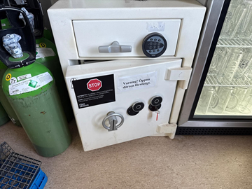 Kassaskåp Robur Safe ATM safe