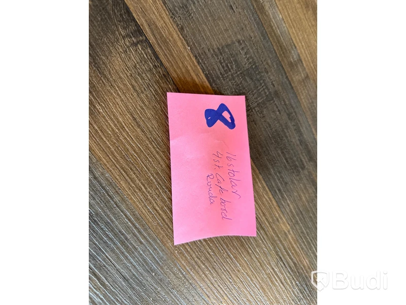Restaurangmöbler: 16 designstolar av Paged, 4 st. cafébord