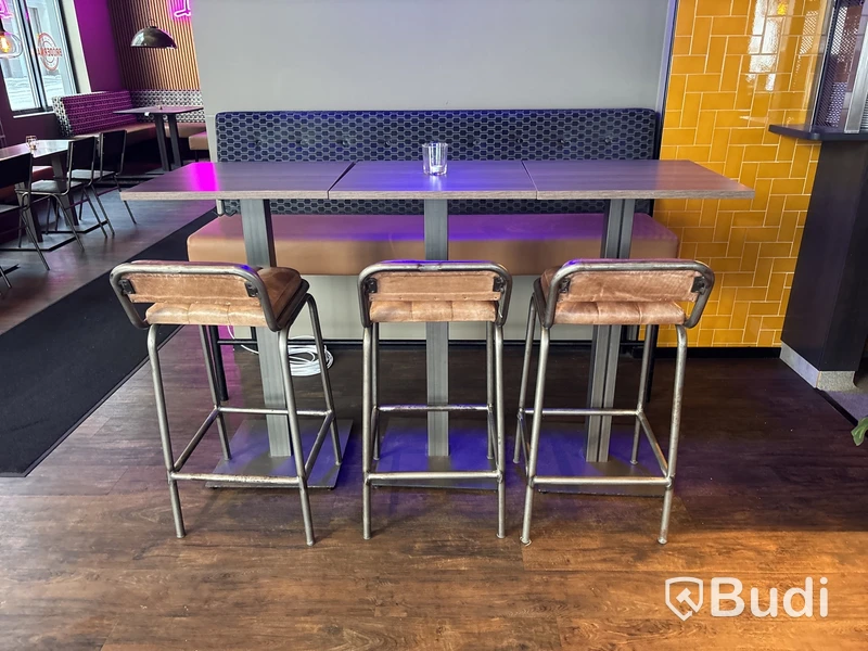 Barbord, soffa & 3 st barstolar