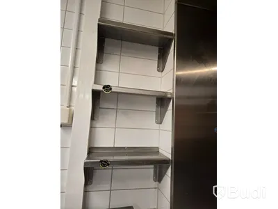 Div. rostfria vägghyllor.