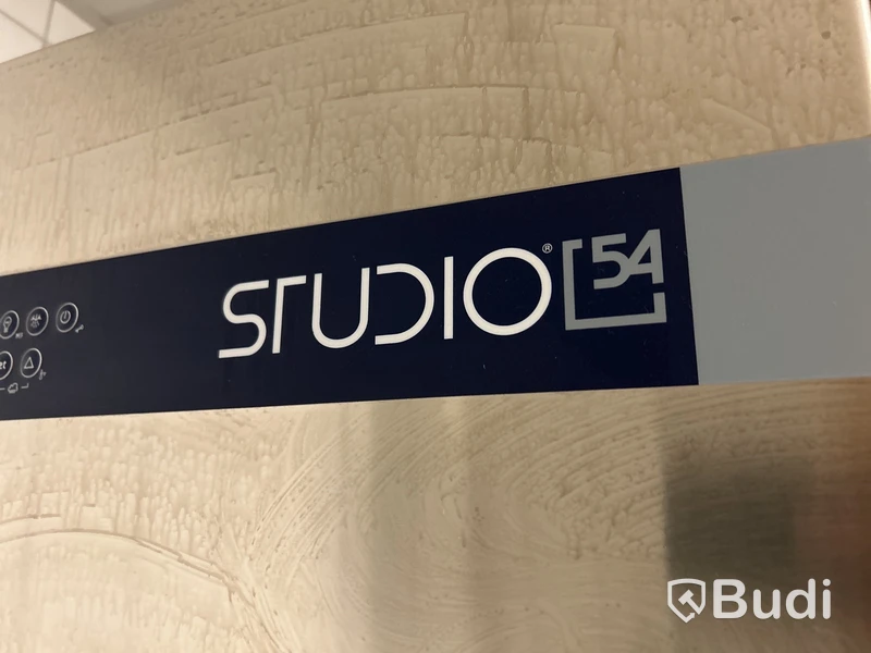 Frys Studio54, OAS MT 700