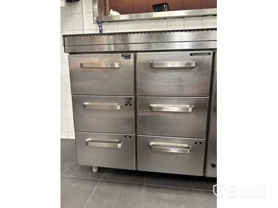 Kyl/värmebänk Dixell 12 lådor