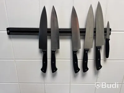Knivar samt foliehållare