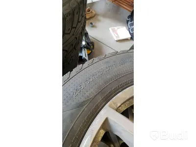 Däck på aluminiumfälgar 235-60-R18 Passar till Hyndai Santa Fe