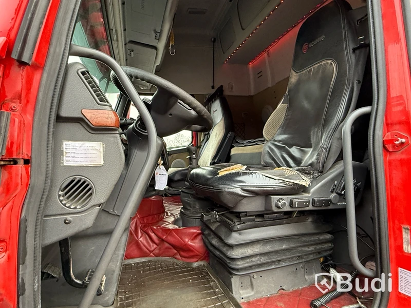 Dragbil VOLVO FH-480 6x2 -2007 med hydraulik | Nybesiktigad