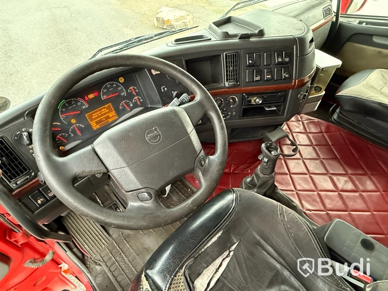 Dragbil VOLVO FH-480 6x2 -2007 med hydraulik | Nybesiktigad