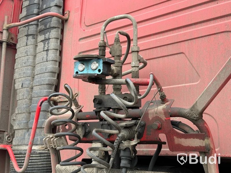 Dragbil VOLVO FH-480 6x2 -2007 med hydraulik | Nybesiktigad