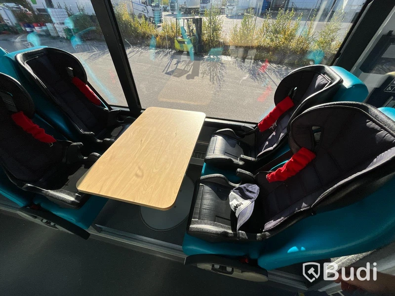 Buss Scania Kiitokori Omnistar Libri -2018 | Förskolebuss