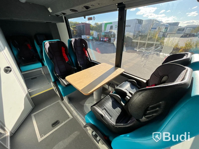 Buss Scania Kiitokori Omnistar Libri -2018 | Förskolebuss
