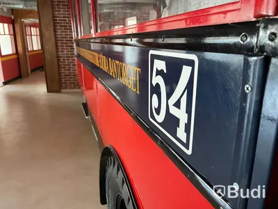 Bussreplika från spårvagnsmuseum på Södermalm i Stockholm