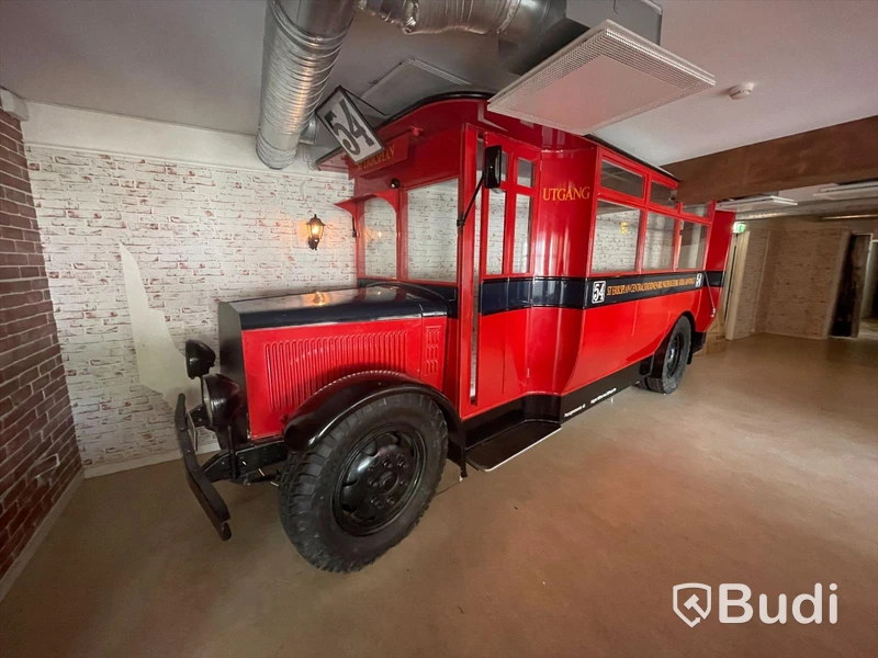 Bussreplika från spårvagnsmuseum på Södermalm i Stockholm