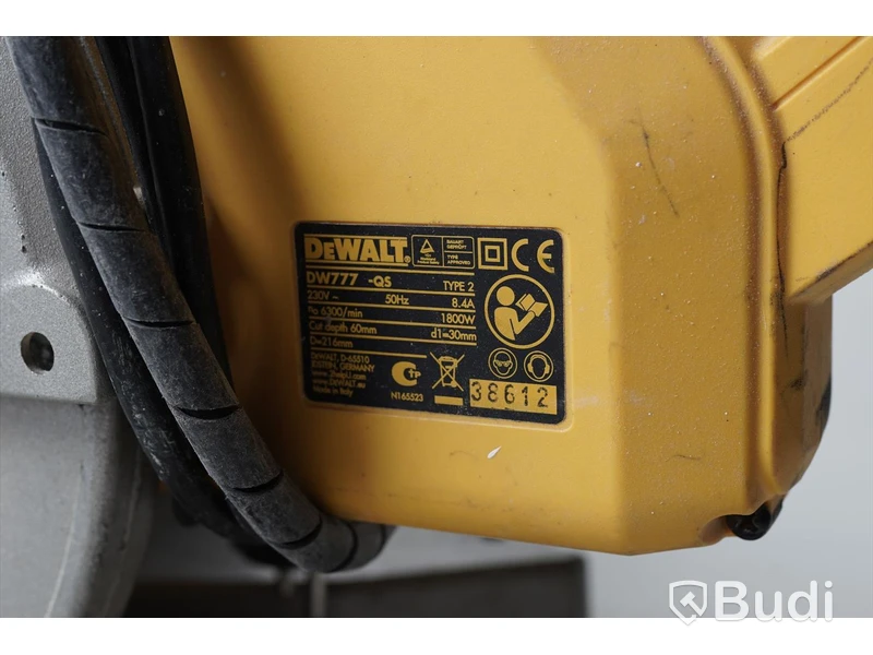 Kap- och gersåg - Dewalt DW777
