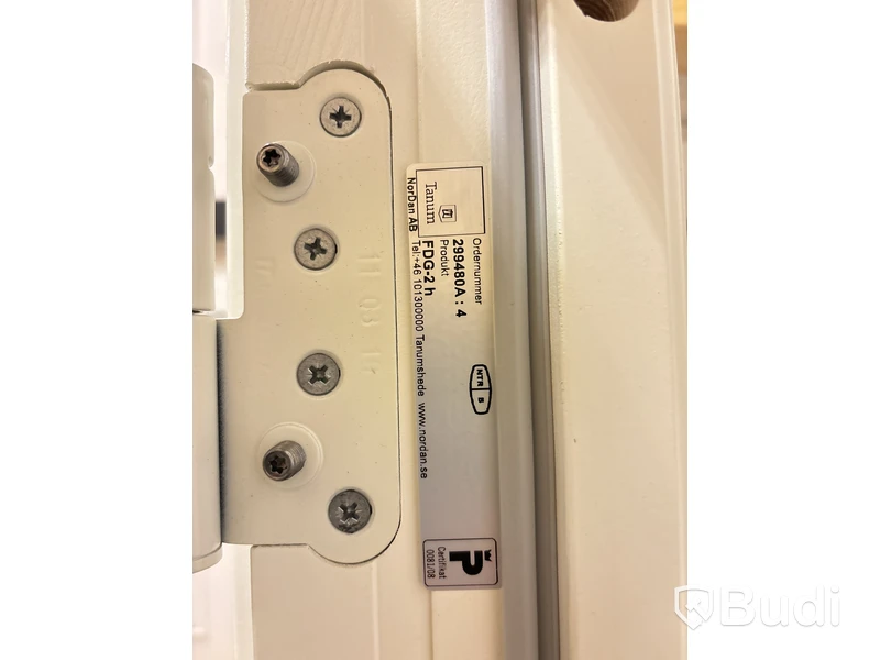 Utåtgående parönsterdörr NorDan Tanum 14x21 med fasta sidoljus 3x21