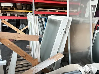 Stort parti fönster, dörrar & portar