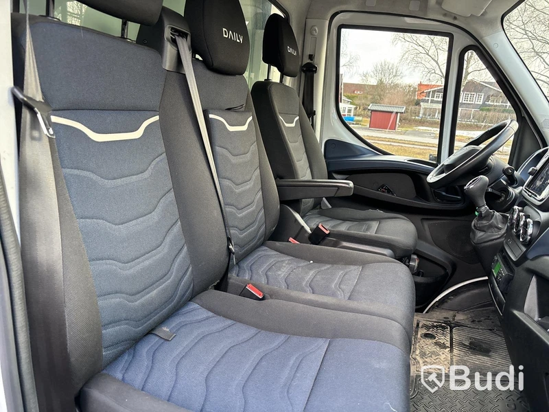 Kylbil Iveco Daily 35 2.3 (156hk) -2019 med bakgavellyft