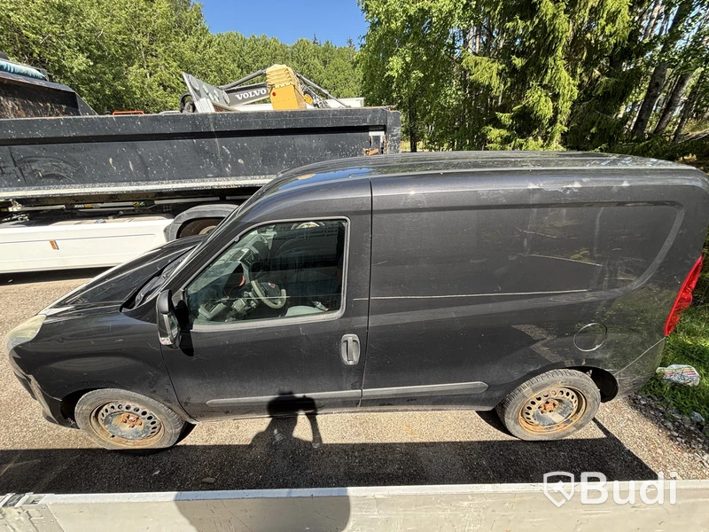 Skåpbil Fiat Doblo Multijet DPF 1.3 -2014 | Reparationsobjekt