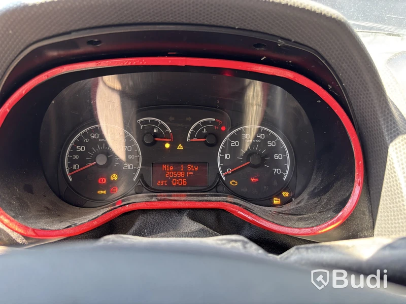 Skåpbil Fiat Doblo Multijet DPF 1.3 -2014 | Reparationsobjekt