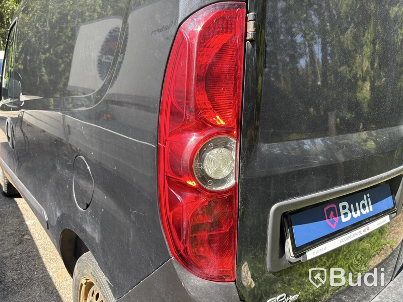 Skåpbil Fiat Doblo Multijet DPF 1.3 -2014 | Reparationsobjekt