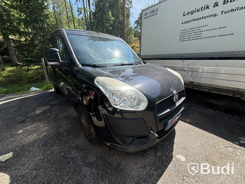 Skåpbil Fiat Doblo Multijet DPF 1.3 -2014 | Reparationsobjekt
