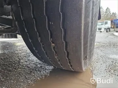Lastbil Volvo FH16 6X2, 2013 Mätarställning (km): 623718 Tillverkare: Hiab